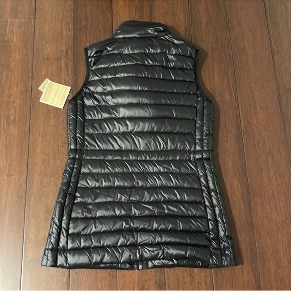 Michael Kors puffer quilted black vest jacket - Picture 2 of 10